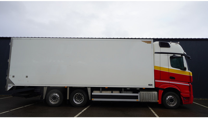 Mercedes-Benz ACTROS 2745 6X2 FRIGO 860.000KM - Camión frigorífico: foto 2 Mercedes-Benz ACTROS 2745 6X2 FRIGO 860.000KM - Camión frigorífico: foto 2