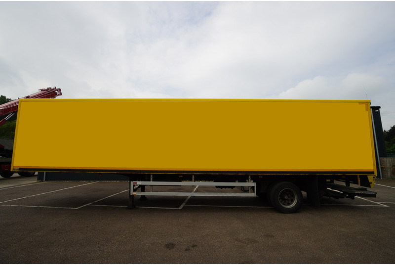 Pacton 1 AXLE CLOSED BOX CITY TRAILER - Semirremolque caja cerrada: foto 1 Pacton 1 AXLE CLOSED BOX CITY TRAILER - Semirremolque caja cerrada: foto 1