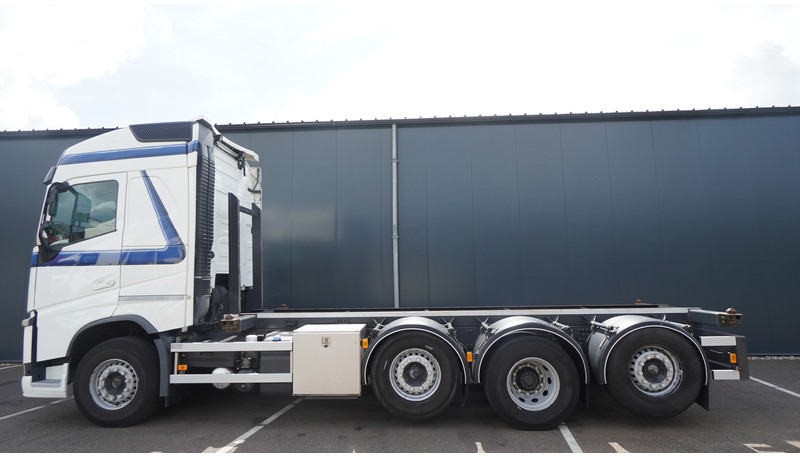 Volvo FH 460 8X2 20 FT CONTAINER TRANSPORT TRUCK - Camión portacontenedore/ Intercambiable: foto 1 Volvo FH 460 8X2 20 FT CONTAINER TRANSPORT TRUCK - Camión portacontenedore/ Intercambiable: foto 1