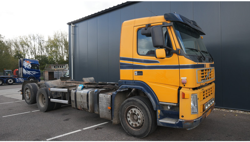 Volvo FM9 340 6X2 CHASSIS EURO 5 480000KM - Camión chasis: foto 4 Volvo FM9 340 6X2 CHASSIS EURO 5 480000KM - Camión chasis: foto 4