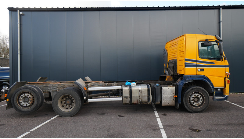 Volvo FM9 340 6X2 CHASSIS EURO 5 480000KM - Camión chasis: foto 2 Volvo FM9 340 6X2 CHASSIS EURO 5 480000KM - Camión chasis: foto 2