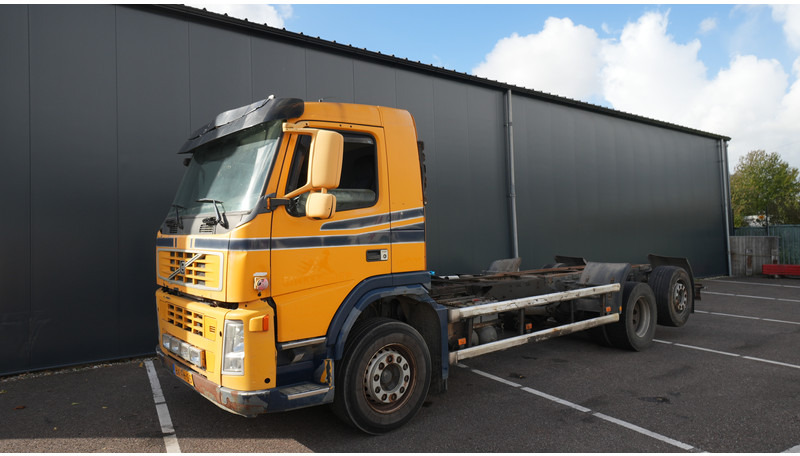Volvo FM9 340 6X2 CHASSIS EURO 5 480000KM - Camión chasis: foto 3 Volvo FM9 340 6X2 CHASSIS EURO 5 480000KM - Camión chasis: foto 3