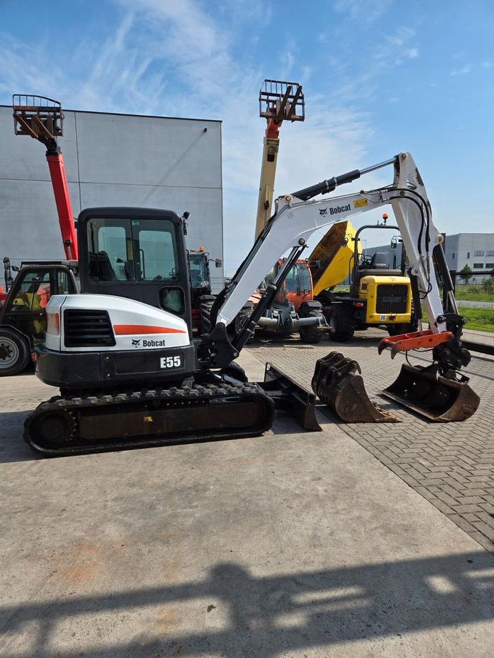 Miniexcavadora Bobcat E55: foto 6