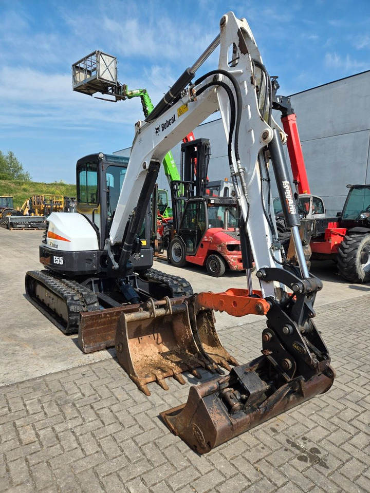 Miniexcavadora Bobcat E55: foto 7