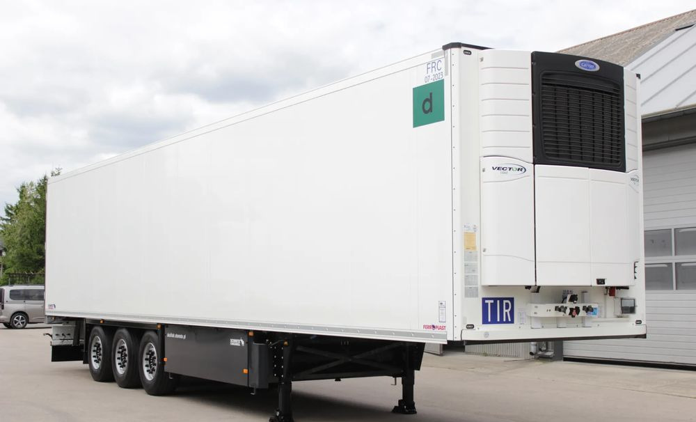 Schmitz Cargobull CARRIER VECTOR 1550 / MAŁO UŻYWANA **728 MTH / JAK NOWA / - Semirremolque frigorífico: foto 2 Schmitz Cargobull CARRIER VECTOR 1550 / MAŁO UŻYWANA **728 MTH / JAK NOWA / - Semirremolque frigorífico: foto 2