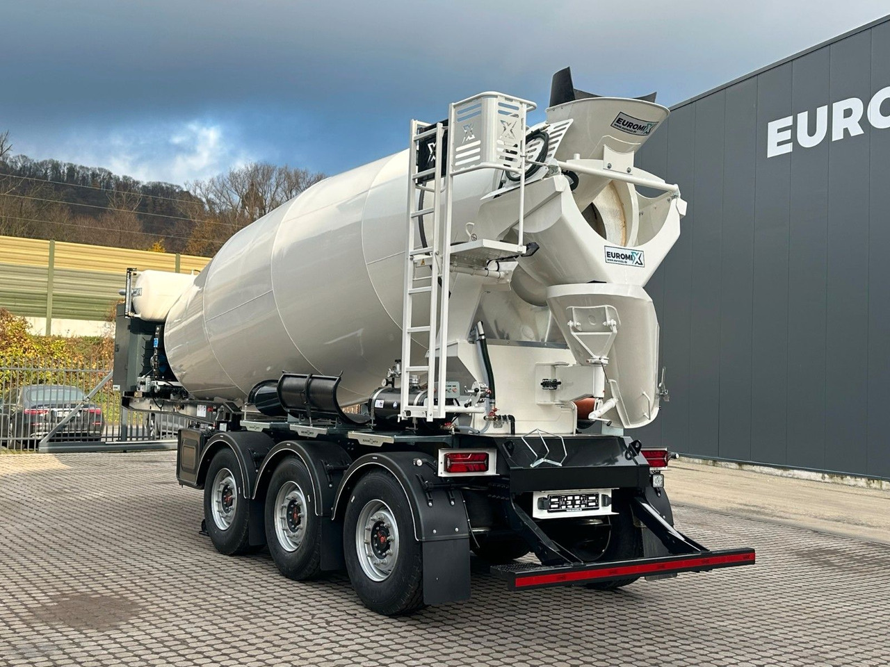 EUROMIX MTP - 12m³ Betonmischer-Auflieger - Camión hormigonera: foto 5 EUROMIX MTP - 12m³ Betonmischer-Auflieger - Camión hormigonera: foto 5