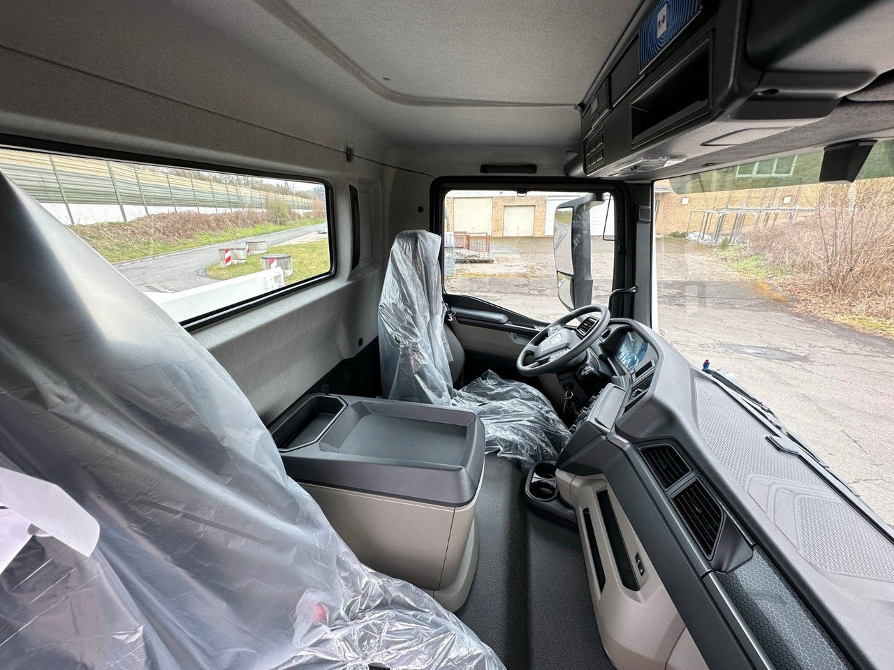 Camión volquete MAN TGM 18.320  4X4  Euro 6e Euromix 3-Seiten-Kipper: foto 23