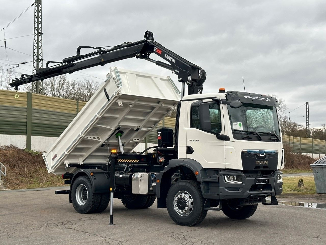 MAN TGM 18.320 4x4 Euro6e Hiab X-HiDuo 138DS-3 - Camión grúa: foto 2 MAN TGM 18.320 4x4 Euro6e Hiab X-HiDuo 138DS-3 - Camión grúa: foto 2