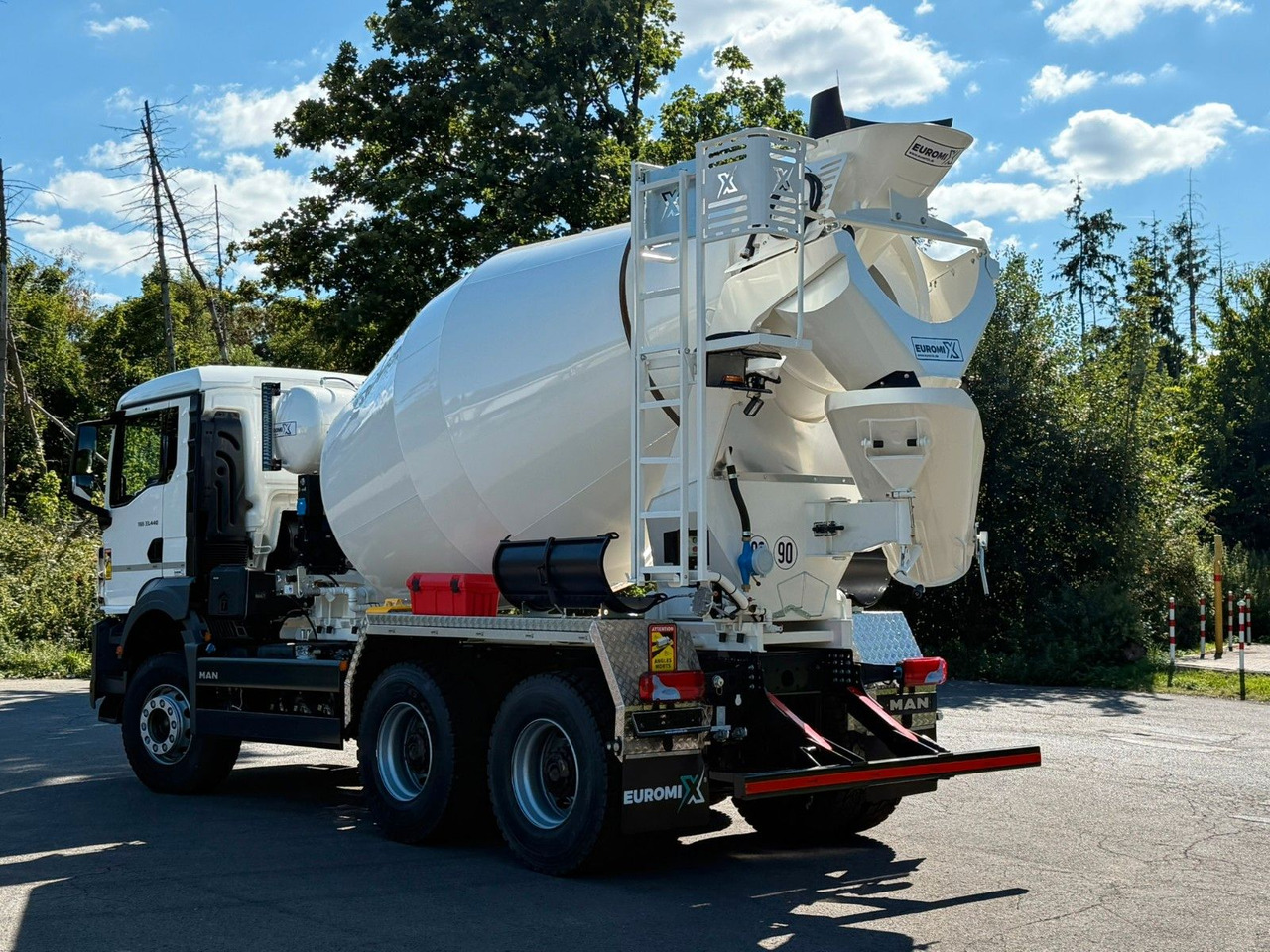 MAN TGS 33.440 / 6X4 Euro6e Euromix MTP EM 7 L - Camión hormigonera: foto 5 MAN TGS 33.440 / 6X4 Euro6e Euromix MTP EM 7 L - Camión hormigonera: foto 5