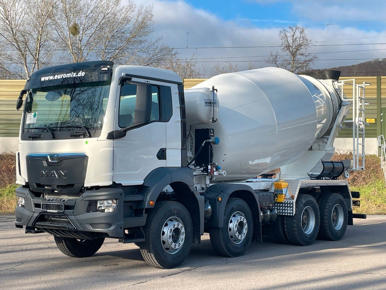 MAN TGS 41.400 8x4 / EuromixMTP EM 12m³ R / EURO 2 - Camión hormigonera: foto 1 MAN TGS 41.400 8x4 / EuromixMTP EM 12m³ R / EURO 2 - Camión hormigonera: foto 1