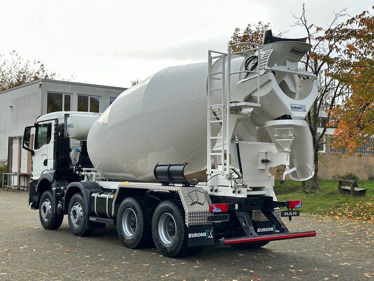 MAN TGS 41.440 8x4 /Euro6e Euromix EM 10 L - Camión hormigonera: foto 5 MAN TGS 41.440 8x4 /Euro6e Euromix EM 10 L - Camión hormigonera: foto 5