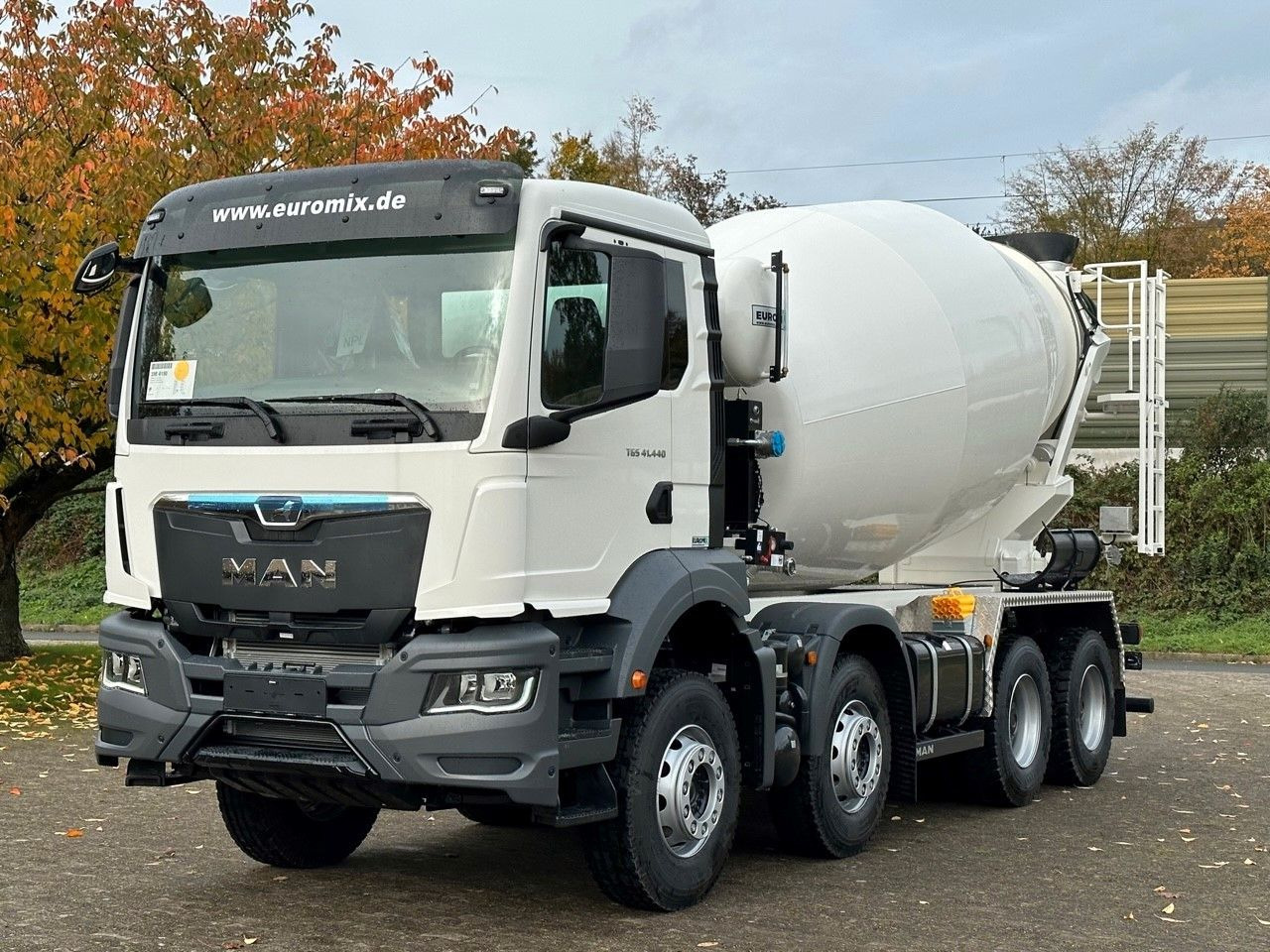MAN TGS 41.440 8x4 /Euro6e Euromix EM 10 L - Camión hormigonera: foto 2 MAN TGS 41.440 8x4 /Euro6e Euromix EM 10 L - Camión hormigonera: foto 2