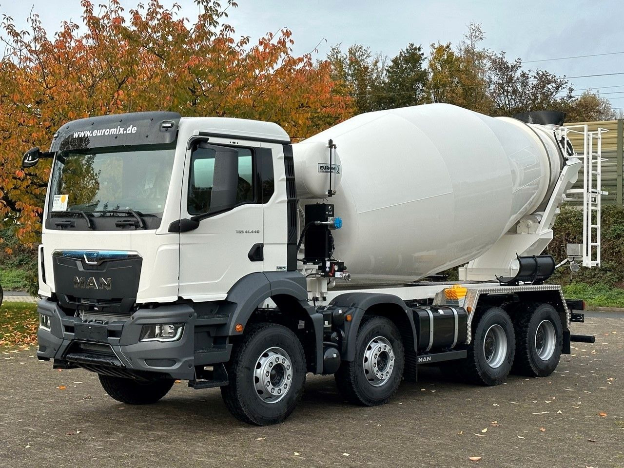 MAN TGS 41.440 8x4 /Euro6e Euromix EM 12 R - Camión hormigonera: foto 3 MAN TGS 41.440 8x4 /Euro6e Euromix EM 12 R - Camión hormigonera: foto 3