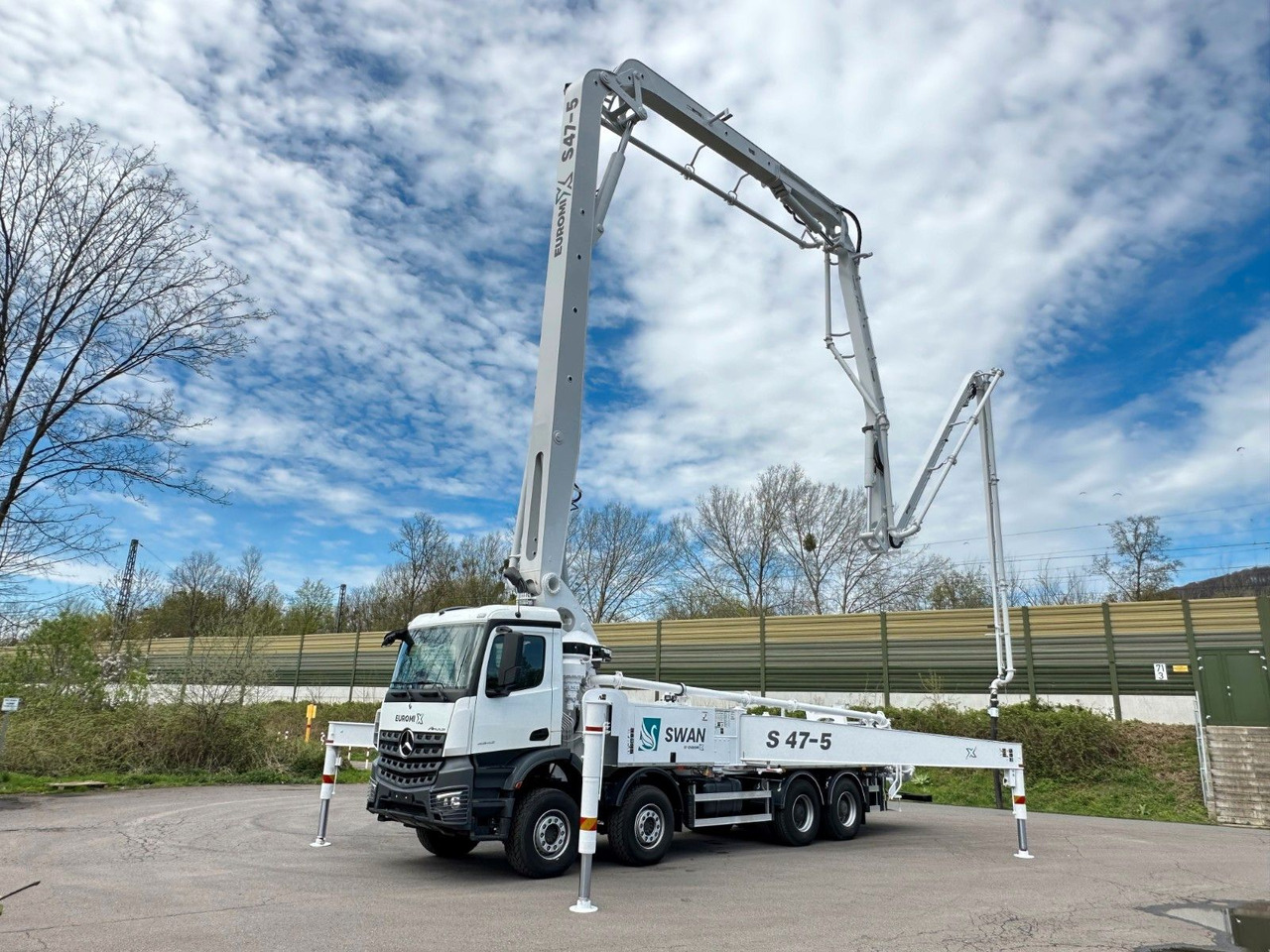 Camión hormigonera Mercedes-Benz Arocs 5 4542 8x4 SWAN TSP 47-5 160RZ ( 47m ): foto 16