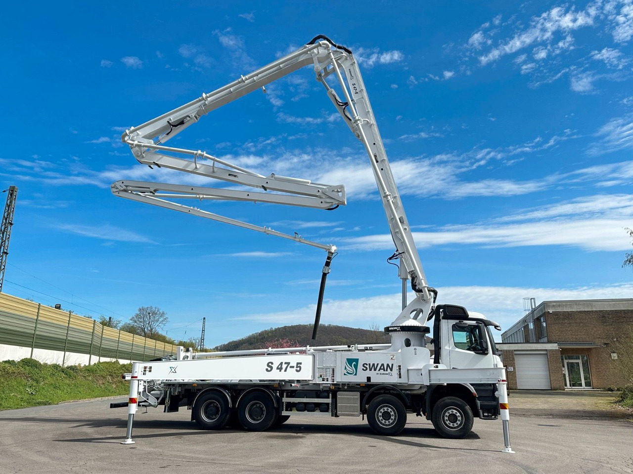 Camión hormigonera Mercedes-Benz Arocs 5 4542 8x4 SWAN TSP 47-5 160RZ ( 47m ): foto 12