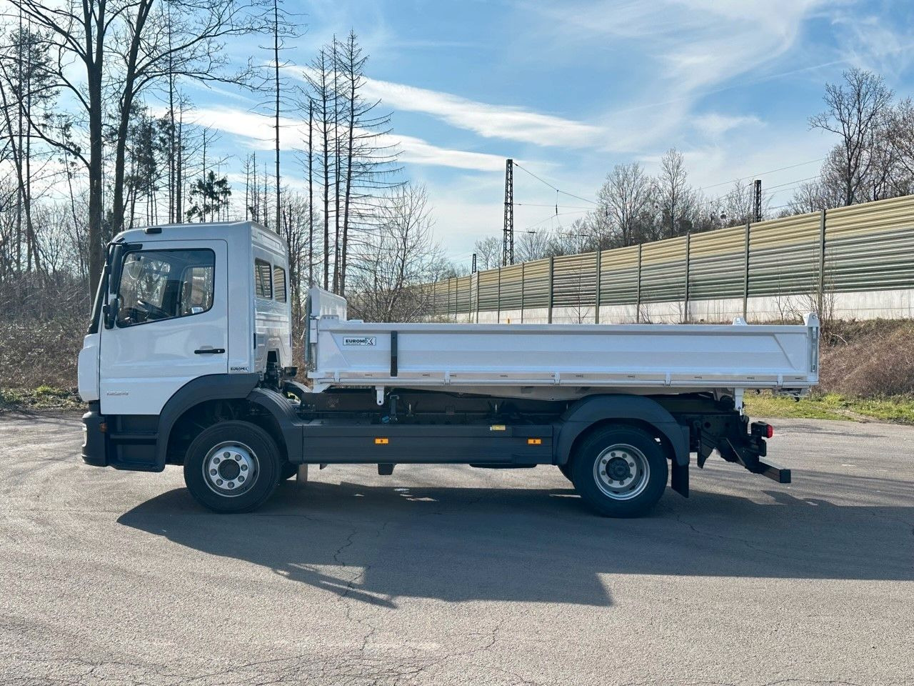 Mercedes-Benz Atego 1224 K EuromixMTP 3-Seiten-Kipper - Camión volquete: foto 4 Mercedes-Benz Atego 1224 K EuromixMTP 3-Seiten-Kipper - Camión volquete: foto 4