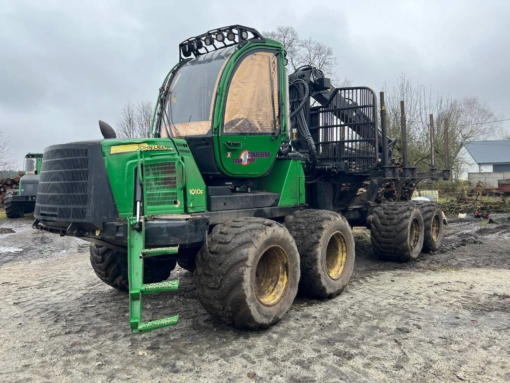 John Deere 1010 E - Autocargador: foto 1 John Deere 1010 E - Autocargador: foto 1
