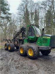 John Deere 1110 E - Autocargador: foto 1 John Deere 1110 E - Autocargador: foto 1