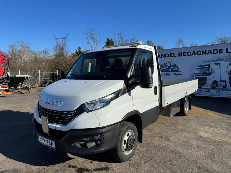 Iveco Daily 35C18, Flatbed + alu-side boards, 3.0TDi, 2022 - Camión caja abierta: foto 3 Iveco Daily 35C18, Flatbed + alu-side boards, 3.0TDi, 2022 - Camión caja abierta: foto 3