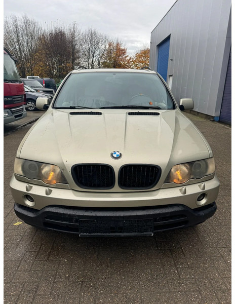 BMW X5 **3.0-PETROL-ESSENCE** - SUV/ Todoterreno: foto 2 BMW X5 **3.0-PETROL-ESSENCE** - SUV/ Todoterreno: foto 2