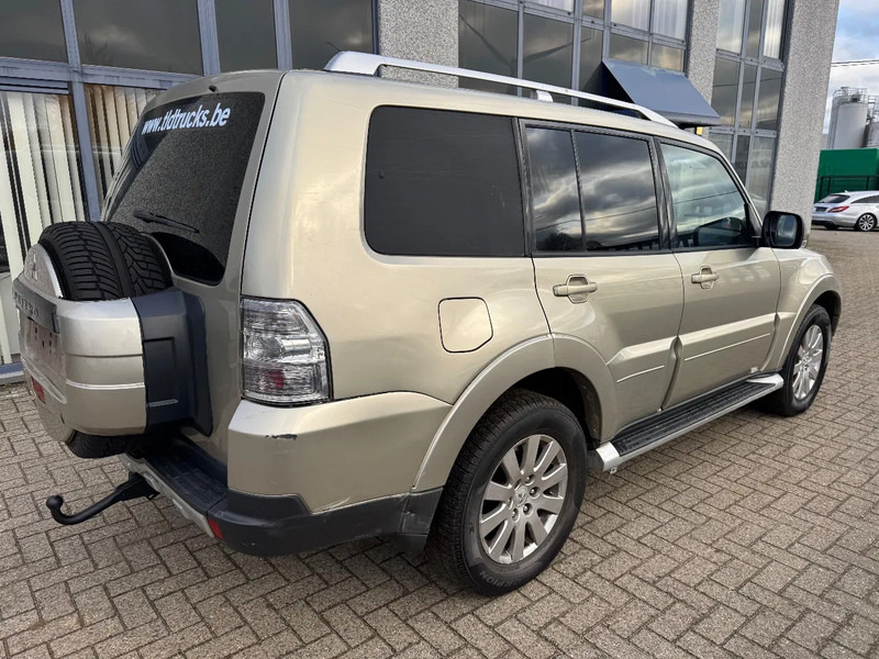 Mitsubishi Pajero **3200TD-AUTOMAAT-AC-TOPSHAPE-LICHTE VRACHT** - Furgoneta: foto 4 Mitsubishi Pajero **3200TD-AUTOMAAT-AC-TOPSHAPE-LICHTE VRACHT** - Furgoneta: foto 4