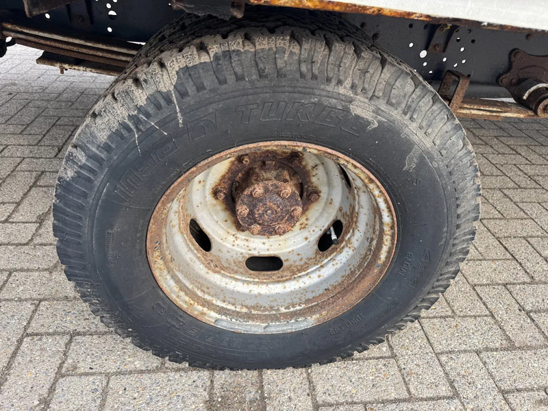 Mercedes-Benz **611D-FRENCH ORIGIN** - Camión lona: foto 4 Mercedes-Benz **611D-FRENCH ORIGIN** - Camión lona: foto 4