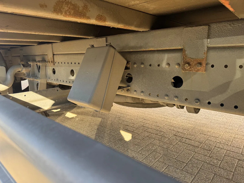 Mercedes-Benz Atego 1218 **BELGIAN TRUCK-REMOVAL LIFT TO 1ST FLOOR-TUV 02/2026** - Camión caja cerrada: foto 4 Mercedes-Benz Atego 1218 **BELGIAN TRUCK-REMOVAL LIFT TO 1ST FLOOR-TUV 02/2026** - Camión caja cerrada: foto 4