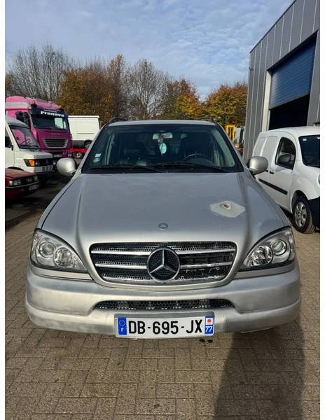 Mercedes-Benz M-Klasse ML **270CDI-AIRCO-FRENCH CAR** - SUV/ Todoterreno: foto 2 Mercedes-Benz M-Klasse ML **270CDI-AIRCO-FRENCH CAR** - SUV/ Todoterreno: foto 2