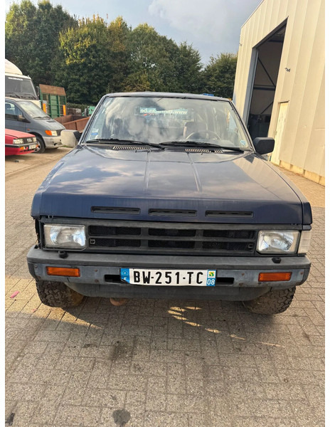 Nissan Terrano **4X4-DIESEL-LONG CHASSIS** - Coche: foto 2 Nissan Terrano **4X4-DIESEL-LONG CHASSIS** - Coche: foto 2
