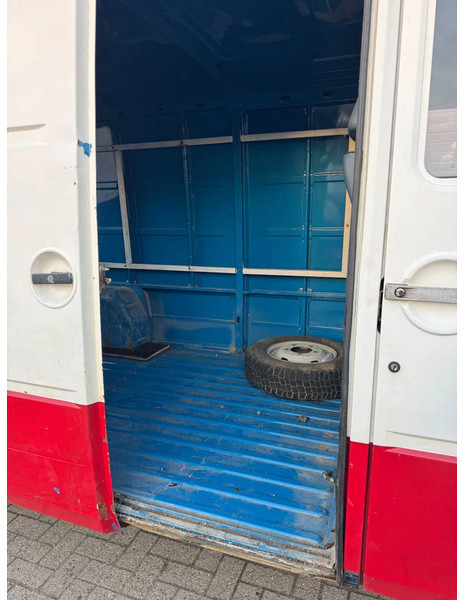 Renault Master **T35D-CAMIONETTE FRANCAIS** - Furgón: foto 4 Renault Master **T35D-CAMIONETTE FRANCAIS** - Furgón: foto 4