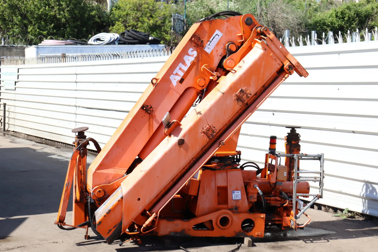 ATLAS 225.2 A2 KNUCKLEBOOM LOADER CRANE (2004) - Grúa para camión: foto 4 ATLAS 225.2 A2 KNUCKLEBOOM LOADER CRANE (2004) - Grúa para camión: foto 4