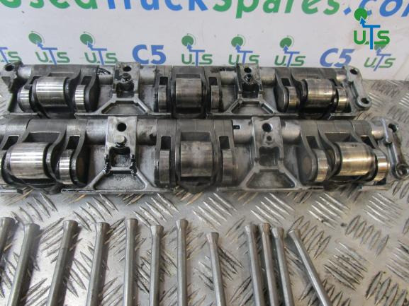 CAT C10 C12 ROCKER ARM ASSEMBLY X2 P/NO 148-2064/65 - Motor y piezas para Camión: foto 1 CAT C10 C12 ROCKER ARM ASSEMBLY X2 P/NO 148-2064/65 - Motor y piezas para Camión: foto 1
