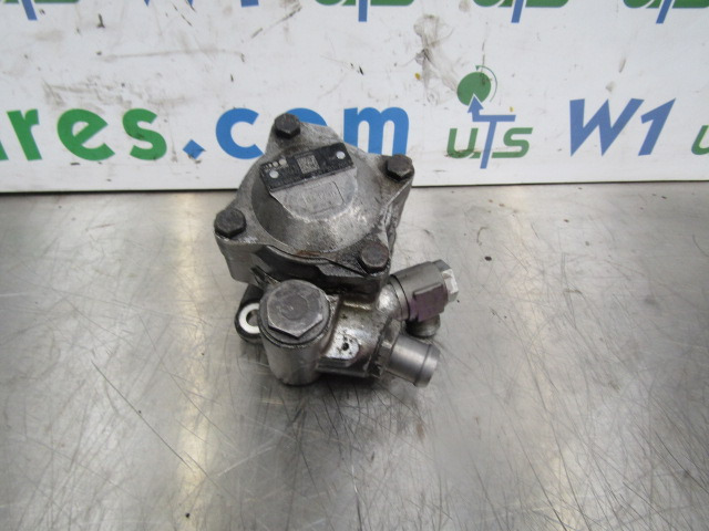MAN TGM 340 DO836 POWER STEERING PUMP P/NO 51.47101.7053 - Dirección para Camión: foto 1 MAN TGM 340 DO836 POWER STEERING PUMP P/NO 51.47101.7053 - Dirección para Camión: foto 1