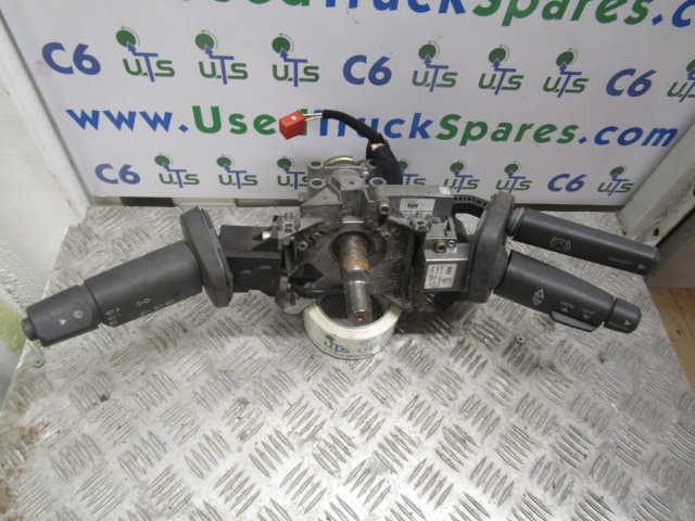 MAN TGM/TGL STEERING COLUMN & STALKS - Dirección para Camión: foto 2 MAN TGM/TGL STEERING COLUMN & STALKS - Dirección para Camión: foto 2