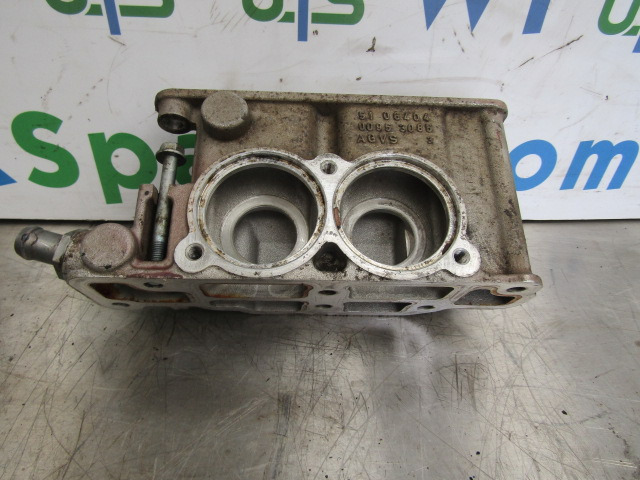 MAN TGS/TGX D2066 THERMOSTAT HOUSING P/NO 51-06404-3085 - Motor y piezas para Camión: foto 1 MAN TGS/TGX D2066 THERMOSTAT HOUSING P/NO 51-06404-3085 - Motor y piezas para Camión: foto 1
