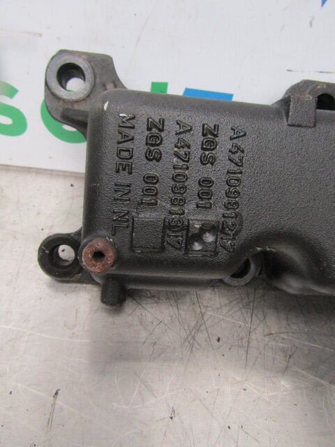 MERCEDES ACTROS MP4 OM471-6 INLET MANIFOLD P/NO A4710981712 - Motor y piezas para Camión: foto 2 MERCEDES ACTROS MP4 OM471-6 INLET MANIFOLD P/NO A4710981712 - Motor y piezas para Camión: foto 2