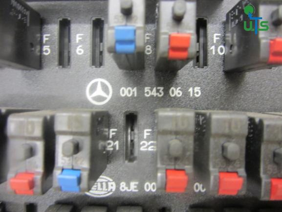 MERCEDES ATEGO 1823 FUSEBOARD P/NO 0015430615 - Sistema eléctrico para Camión: foto 2 MERCEDES ATEGO 1823 FUSEBOARD P/NO 0015430615 - Sistema eléctrico para Camión: foto 2