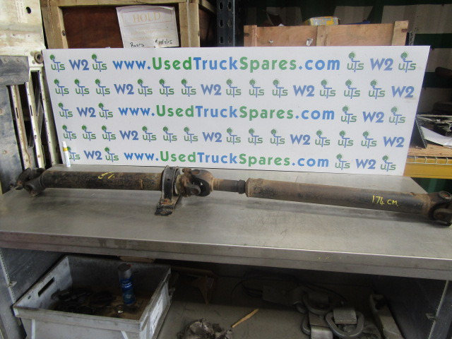 MITSUBISHI CANTER 2 PIECE PROPSHAFT 174cm LONG ML130009 / ML130280 - Suspensión para Camión: foto 2 MITSUBISHI CANTER 2 PIECE PROPSHAFT 174cm LONG ML130009 / ML130280 - Suspensión para Camión: foto 2
