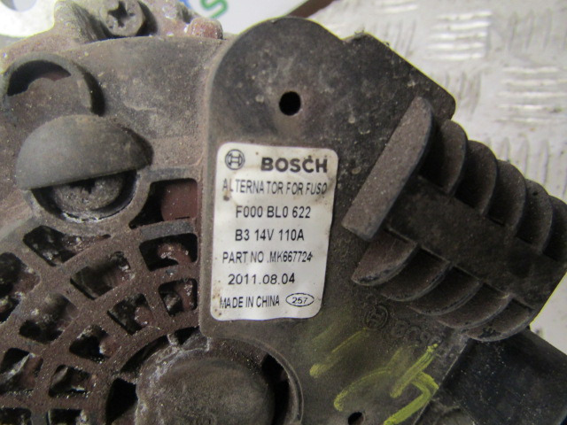 MITSUBISHI FUSO 75C BOSCH ALTERNATOR P/NO MK667724 - Sistema eléctrico para Camión: foto 2 MITSUBISHI FUSO 75C BOSCH ALTERNATOR P/NO MK667724 - Sistema eléctrico para Camión: foto 2