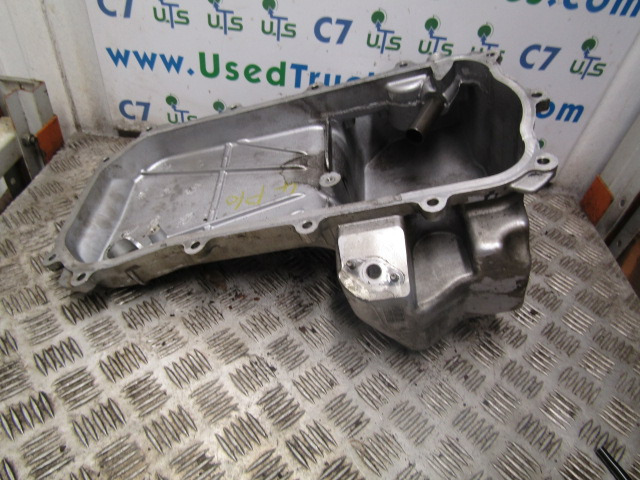 MITSUBISHI FUSO FUSO 4P10 ENGINE SUMP P/NO 5801390995 - Motor y piezas para Camión: foto 1 MITSUBISHI FUSO FUSO 4P10 ENGINE SUMP P/NO 5801390995 - Motor y piezas para Camión: foto 1