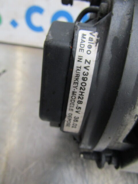 RENAULT PREMIUM 400 ALTERNATOR - Sistema eléctrico para Camión: foto 2 RENAULT PREMIUM 400 ALTERNATOR - Sistema eléctrico para Camión: foto 2