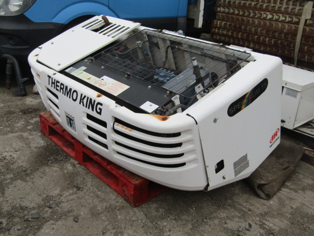 THERMO KING SPECTRUM TS DIESEL FRIDGE UNIT COMPLETE IN GOOD RUNNING ORDER - Refrigerador para Camión: foto 2 THERMO KING SPECTRUM TS DIESEL FRIDGE UNIT COMPLETE IN GOOD RUNNING ORDER - Refrigerador para Camión: foto 2