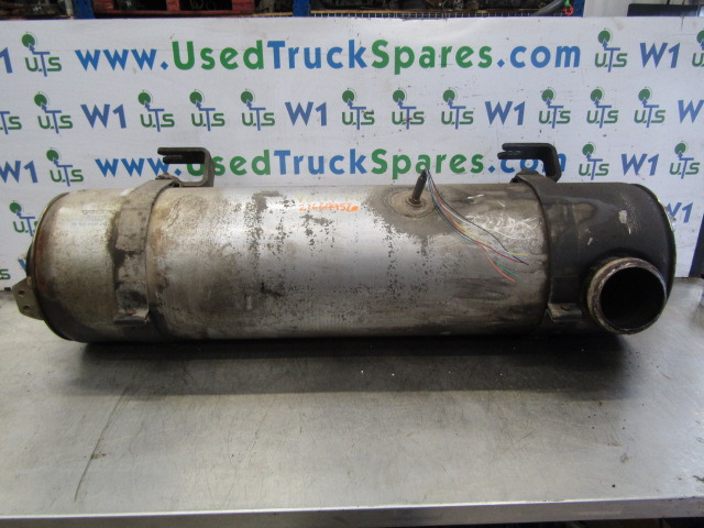 VOLVO FE EXHAUST SILENCER WITH CAT P/NO 21669952 - Silenciador/ Sistema de escape para Camión: foto 1 VOLVO FE EXHAUST SILENCER WITH CAT P/NO 21669952 - Silenciador/ Sistema de escape para Camión: foto 1
