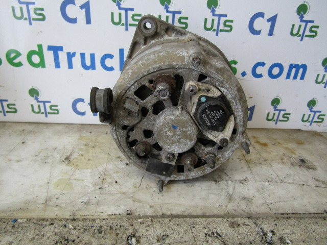 VOLVO FL D6B ALTERNATOR BOSCH P/NO 012468121 - Sistema eléctrico para Camión: foto 2 VOLVO FL D6B ALTERNATOR BOSCH P/NO 012468121 - Sistema eléctrico para Camión: foto 2