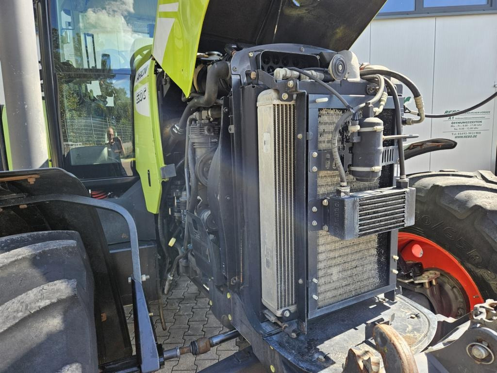 CLAAS ARION 630 C - Tractor: foto 2 CLAAS ARION 630 C - Tractor: foto 2