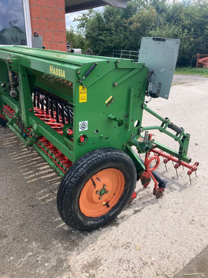 Hassia Euro 300/29 - Equipo para trabajo del suelo: foto 4 Hassia Euro 300/29 - Equipo para trabajo del suelo: foto 4
