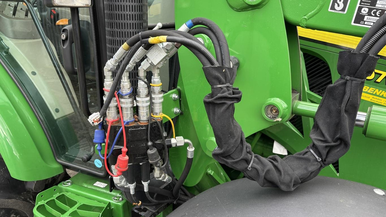 John Deere 5075E STUFE V - Tractor: foto 4 John Deere 5075E STUFE V - Tractor: foto 4