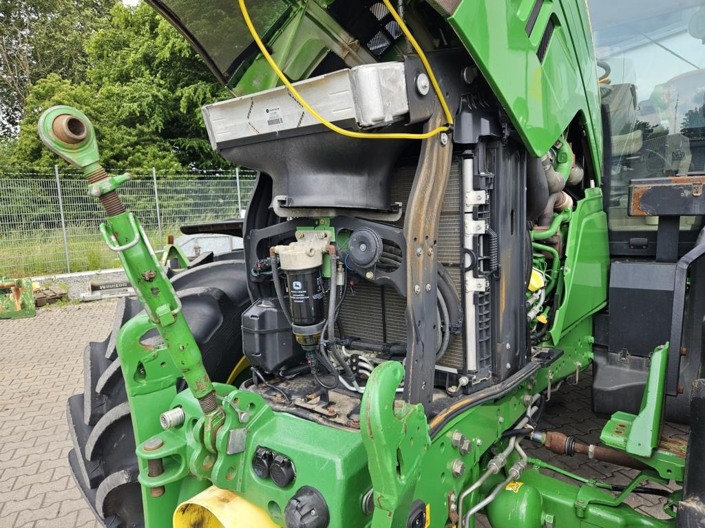 John Deere 6155R - Tractor: foto 4 John Deere 6155R - Tractor: foto 4