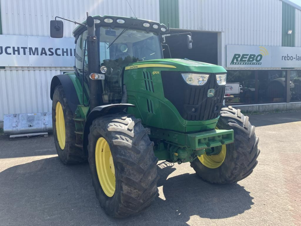 John Deere 6170R - Tractor: foto 1 John Deere 6170R - Tractor: foto 1