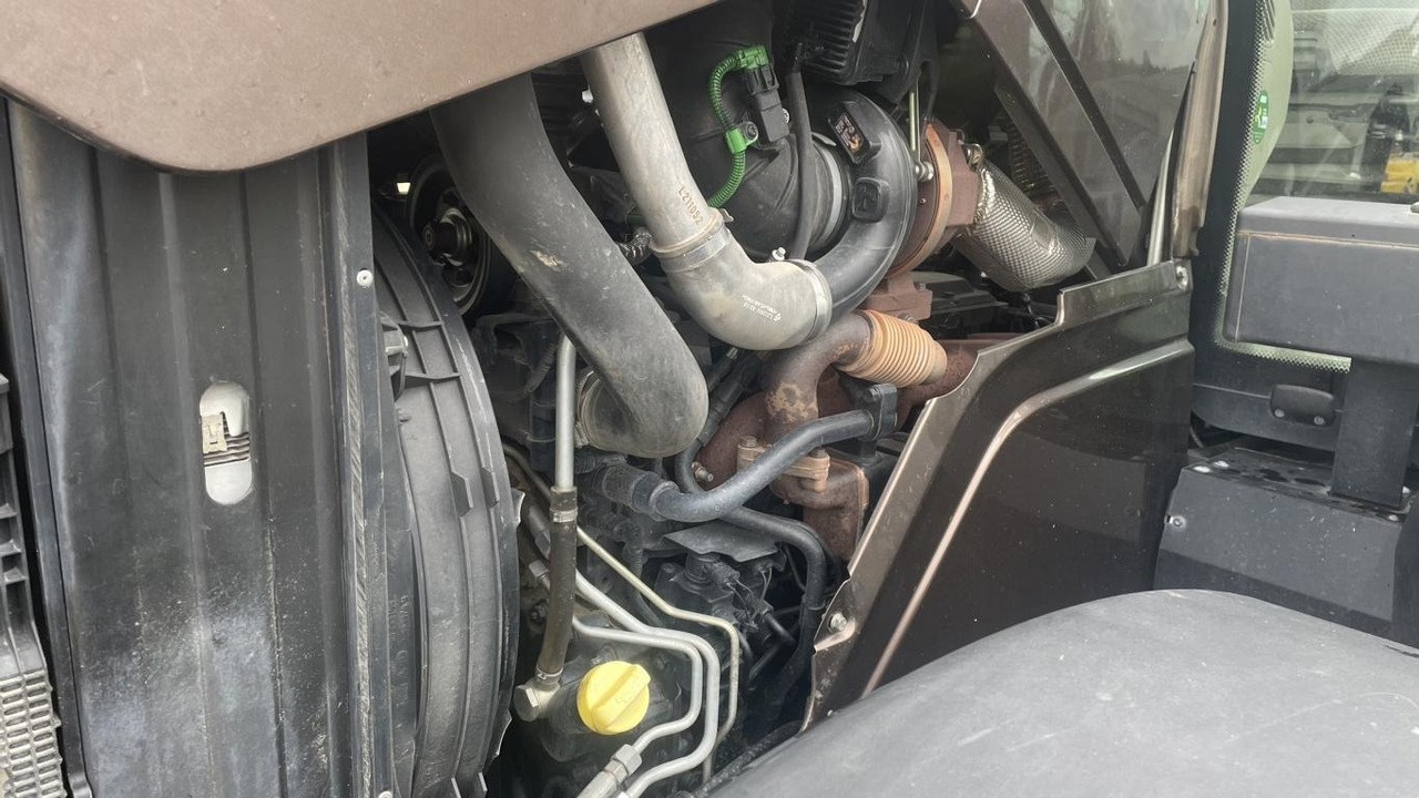 Tractor John Deere 6195R: foto 23 Tractor John Deere 6195R: foto 23